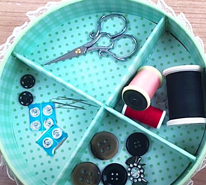 DIY Sewing Box - DIY Sewing Project - Gifts For Someone Who Sews