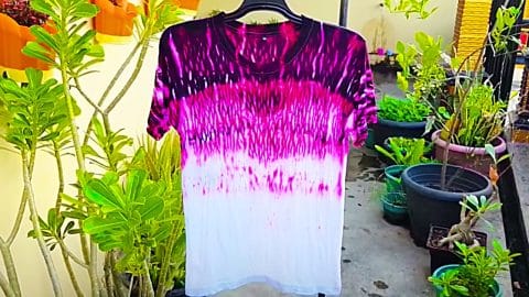 How To Tie-Dye With The Rolling Method | DIY Joy Projects and Crafts Ideas