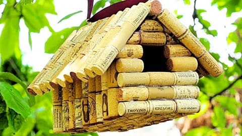 How To Make A Wine Cork Birdhouse | DIY Joy Projects and Crafts Ideas