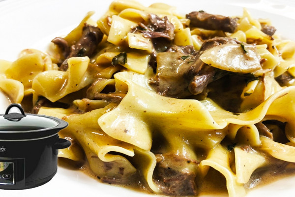 How To Make crockpot Stroganoff - Homemade Dinner Recipes - Creamy Beef Stroganoff