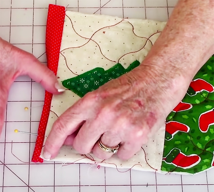 How To Make Christmas Oven Mitt - DIY Christmas