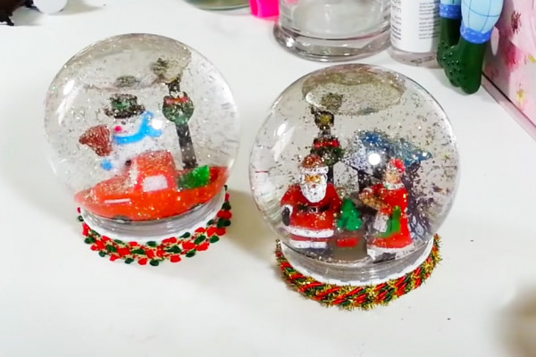 Dollar Tree DIY Snow Globe - DIY Dollar Tree Crafts