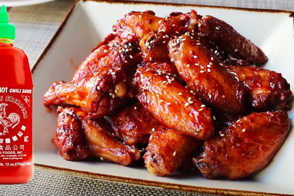 Honey Sriracha Chicken Wings Recipe - Sriracha Recipes - Chicken wings Recipes