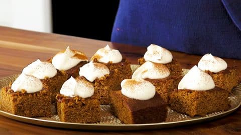 Old-Fashioned Gingerbread Cake Recipe | DIY Joy Projects and Crafts Ideas