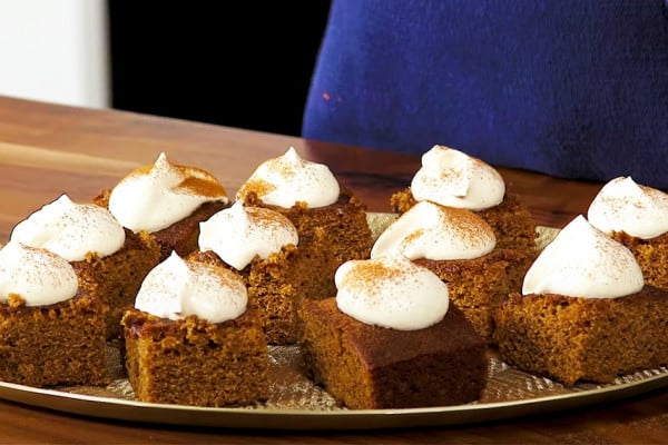 Old-Fashioned Gingerbread Recipe - Christmas Desserts - Gingerbread Recipes