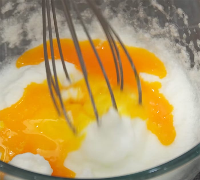 Whisk Egg Whites To Make Fluffy Souffle Omelette - Fluffy Egg Recipes - Nino's Home Recipes