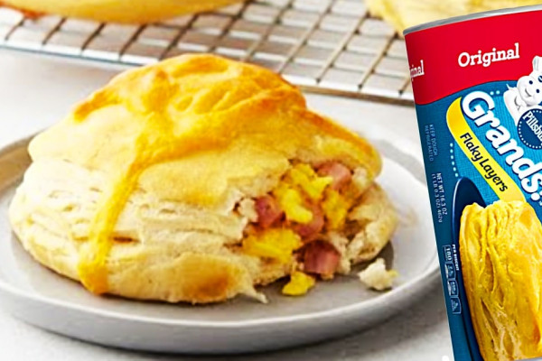 Breakfast Bombes - Canned Biscuit Ideas - Breakfast Prep ideas