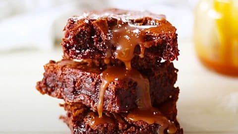 Caramel Salted Brownies Recipe | DIY Joy Projects and Crafts Ideas