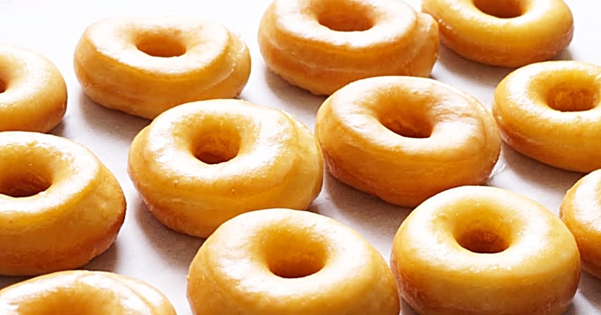 Copycat Krispy Kreme Glazed Donut Recipe