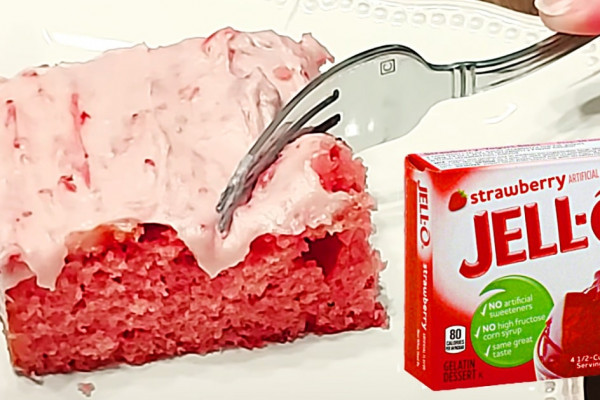 Strawberry Jello Cake Recipe - Jello Ideas - Easy Jello Cake