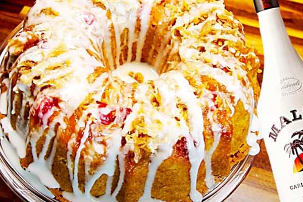 Pineapple Upside Down Malibu Rum Cake - Easy Cake Recipes - Rum Bundt Cake Recipe