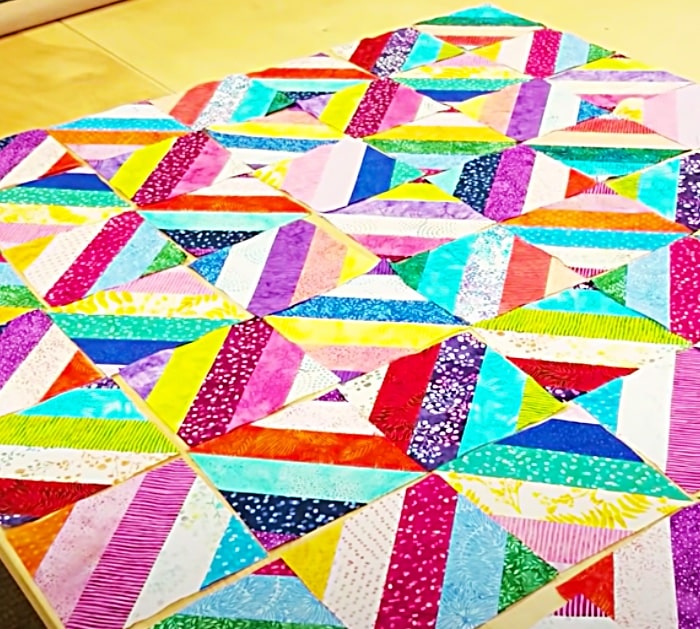 Basic Quilt Ideas - Jelly Roll Easy Quilt - Quilt Sewing Projects