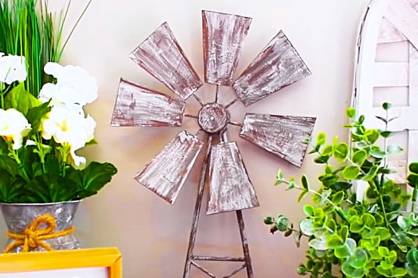How To Make A Dollar tree Windmill - DIY Windmill - How To Make A Farmhouse Windmill