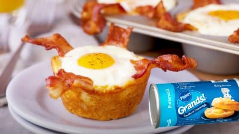 Bacon And Egg Biscuit Cups Recipe | DIY Joy Projects and Crafts Ideas