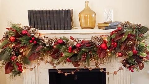 DIY Christmas Fireplace Mantel Garland | DIY Joy Projects and Crafts Ideas