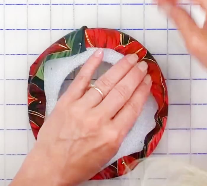 How To Make a Quilted Picture Frame Ornament - No Sew Projects