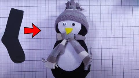 DIY No Sew Sock Penguin | DIY Joy Projects and Crafts Ideas