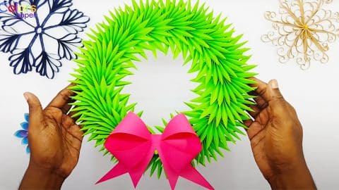 DIY Paper Christmas Wreath | DIY Joy Projects and Crafts Ideas