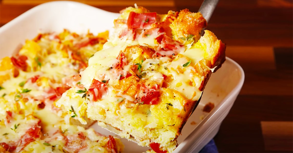 Ham And Cheese Breakfast Bake Recipe | DIY Joy Projects and Crafts Ideas