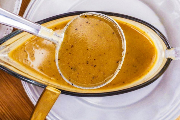 How To Make Thanksgiving Gravy - Gravy Recipes - Brown Gravy Recipes