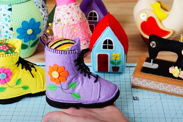 How To Sew A Boot Pincushion - DIY pin cushions - DIY Sewing