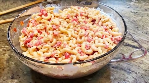 3-Ingredient Macaroni And Tomato Salad Recipe | DIY Joy Projects and Crafts Ideas