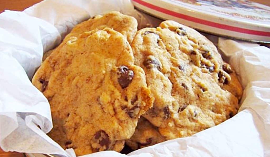 Neiman Marcus Cookies - High End Cookie Recipe - Easy Cookie Ideas
