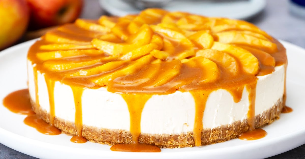 No-Bake Caramel Apple Cheesecake Recipe | DIY Joy Projects and Crafts Ideas