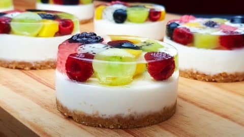 No-Bake Mini Fruit Cheesecake Recipe | DIY Joy Projects and Crafts Ideas