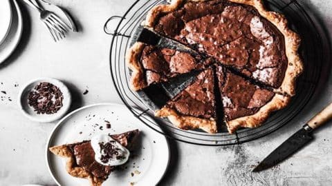 Old Fashioned Chocolate Chess Pie Recipe | DIY Joy Projects and Crafts Ideas