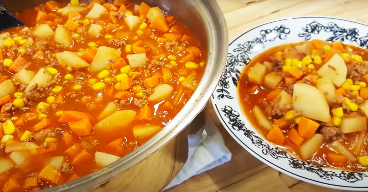 One-Pot Hamburger Soup Recipe | DIY Joy Projects and Crafts Ideas