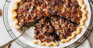 Paula Deen’s Chocolate Pecan Pie Recipe