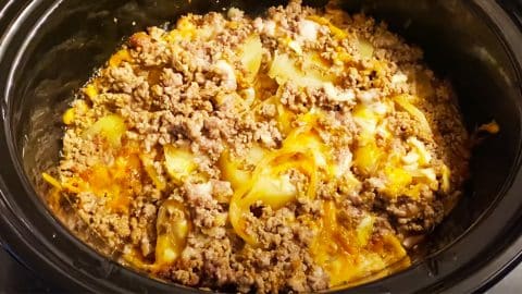 Southern Crockpot Hamburger Casserole Recipe | DIY Joy Projects and Crafts Ideas