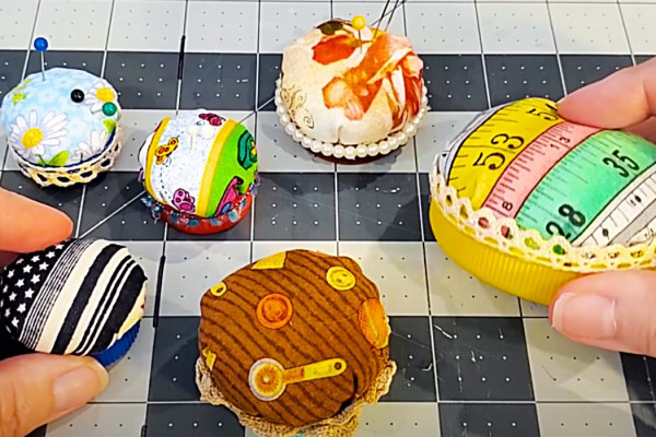 How To Make A Bottle Cap pincushion - Sewing Organizing - DIY Pincushion