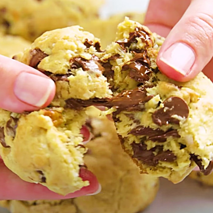 Easy Baking Ideas - How To Bake Cookies - Oatmeal Chocolate Chip Cookies Recipe