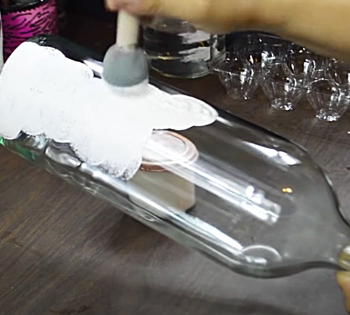 How To Make A DIY Crackle Bottle - Easy Glue Project - Decorative Recycled Bottle Ideas