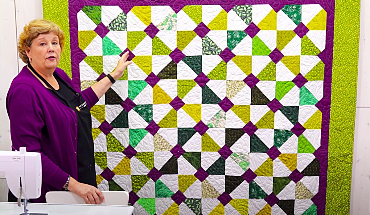 English Garden Quilt With Jenny Doan | DIY Joy Projects and Crafts Ideas