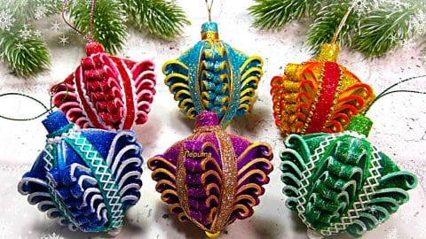 How To Make A Glitter Foam Ornament | DIY Joy Projects and Crafts Ideas