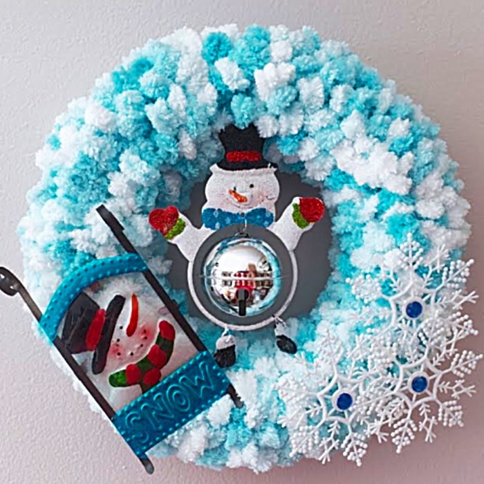 Dollar Tree DIY - DIY Christmas Crafts - DIY Yarn Ideas For Christmas