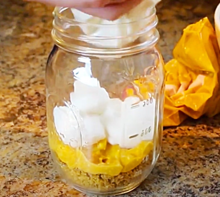 Pumpkin Pie Gift Idea - Mason Jar Food Idea - DIY Christmas Gift