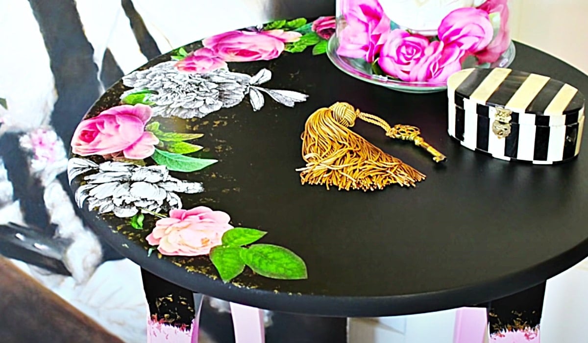 Victorian Gothic Table Makeover | DIY Joy Projects and Crafts Ideas