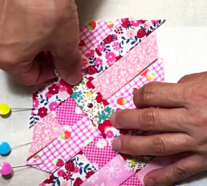 How To Make Quilted Basket Weave Design - Small Zipper Bag Idea - DIY Fashion