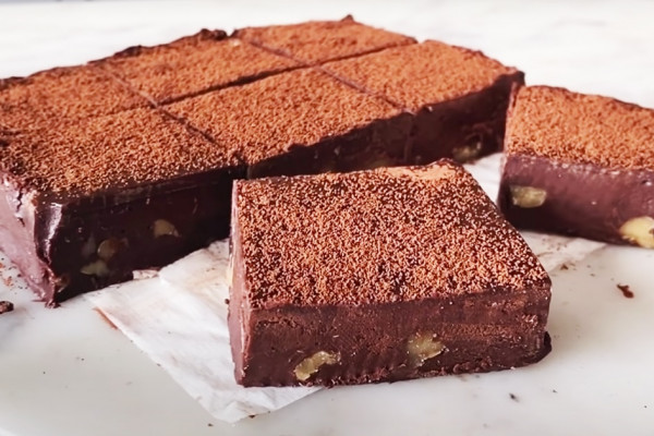 3-Ingredient Chocolate Fudge Recipe - Fudge Recipe - Chocolate Recipes - Chocolate Fudge Recipes