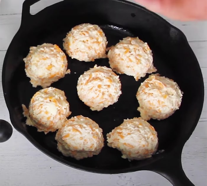 How To Make Garlic Cheddar Biscuits - Drop Biscuit Recipes