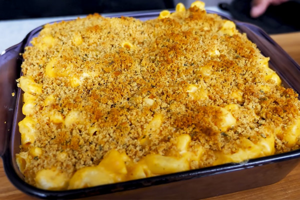 How To Make Buffalo Chicken Mac and Cheese - southern side dishes - Country Cooking Recipes