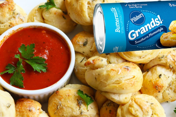 Canned Biscuit Garlic Knots Recipe - Canned Biscuit Recipes - Garlic Knots Recipes