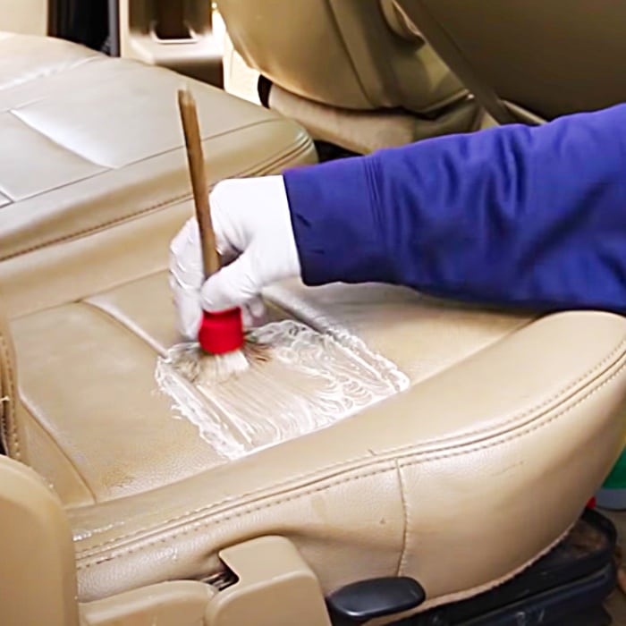 Clean your leather seats with this DIY cleaner! #tipoftheweek #diy