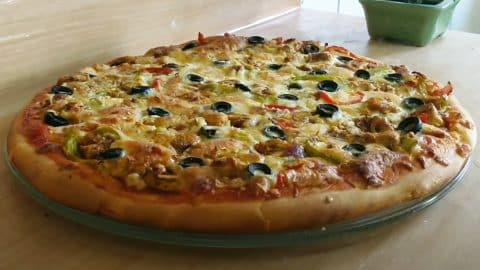 Chicken Fajita Pizza Recipe | DIY Joy Projects and Crafts Ideas