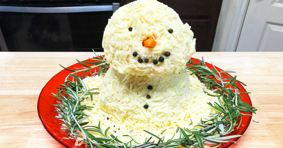 Christmas Snowman Cheeseball Recipe | DIY Joy Projects and Crafts Ideas