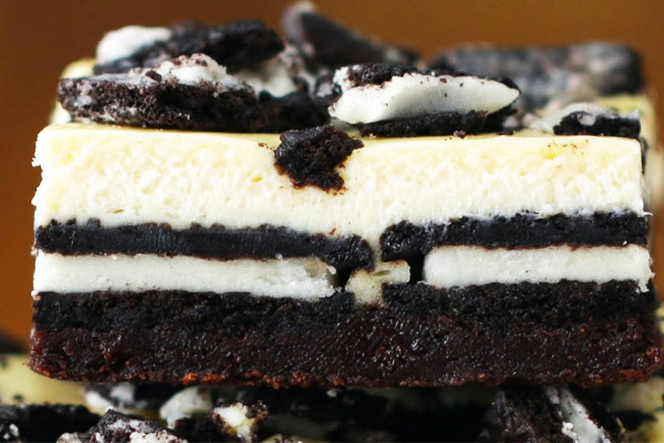 Cookies And Cream Brownie Cheesecake Bars Recipe -Oreos Recipe - Cookies and Cream Recipes